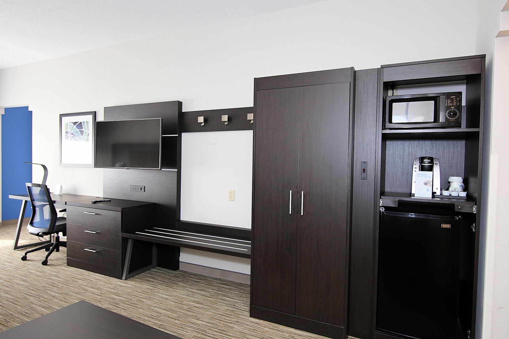 Holiday Inn Express Hotel & Suites Ashland By Ihg Exterior foto